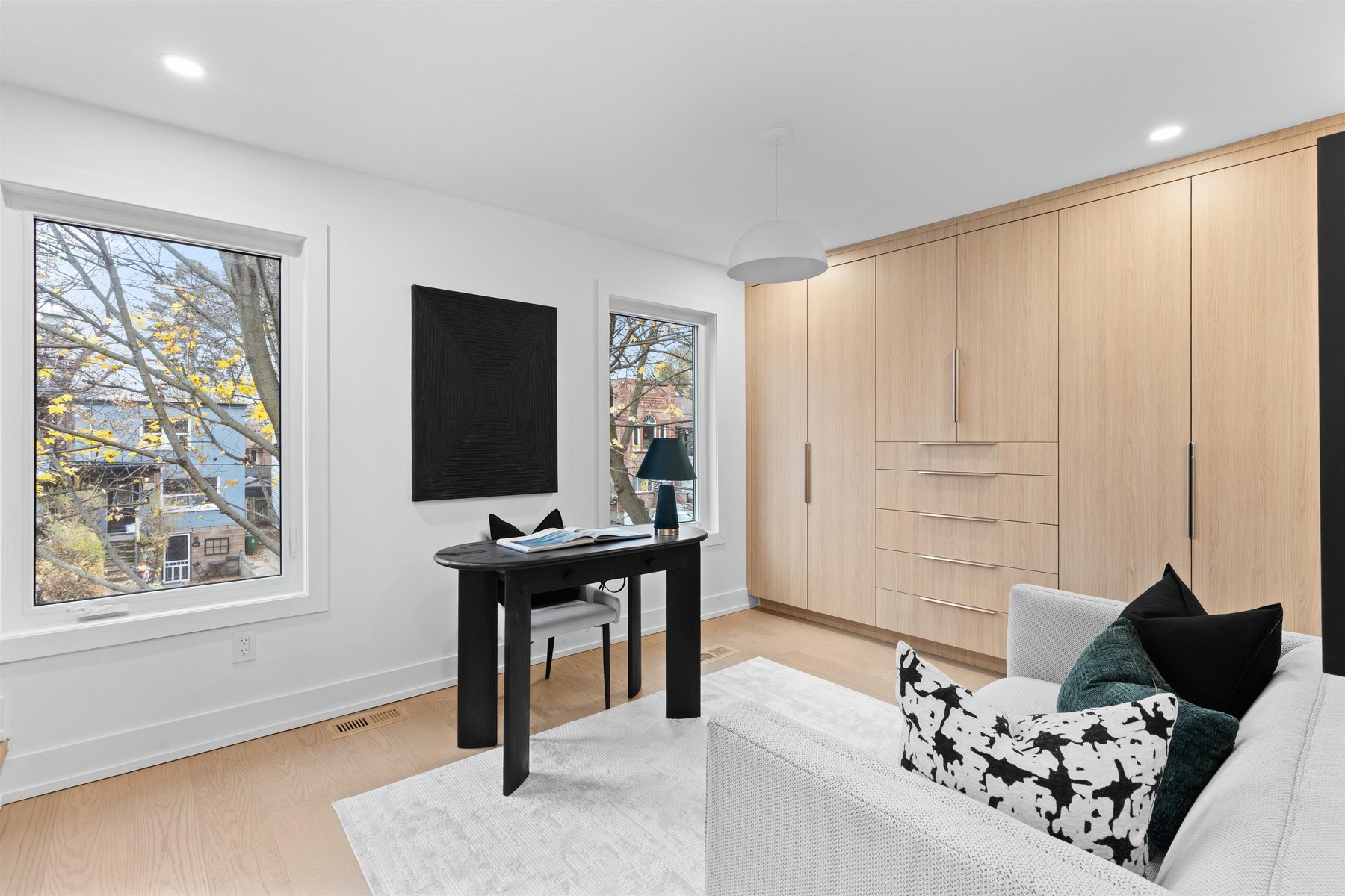 Leslieville — Study / office